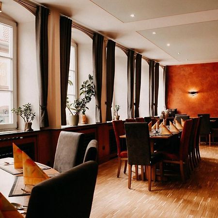 Badischer Hof Таубербишофсхайм Екстериор снимка